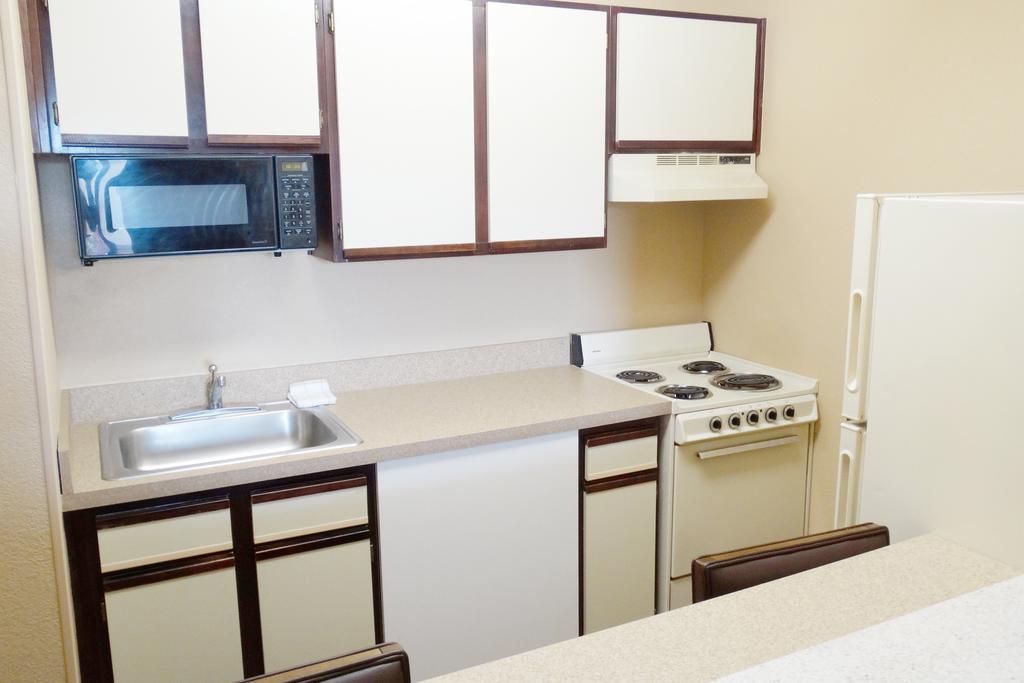 Extended Stay America Suites - Dallas - Plano Parkway - Medical Center Bagian luar foto